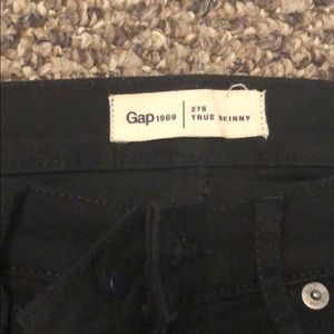Black Gap skinny jeans